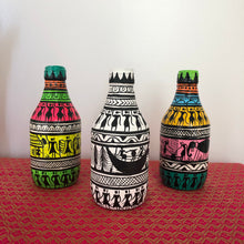 Load image into Gallery viewer, Glass Bottles Warli Art