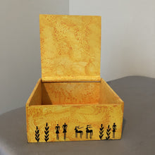 Load image into Gallery viewer, Jewelry Keepsake Gift Box
